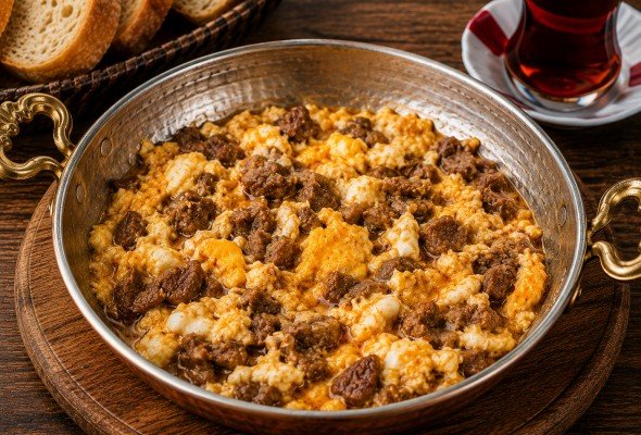 Kavurmalı Yumurta