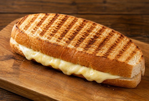 3/4 Ekmek Kaşarlı Tost