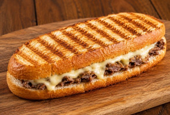 3/4 Ekmek Kavurmalı Kaşarlı Tost